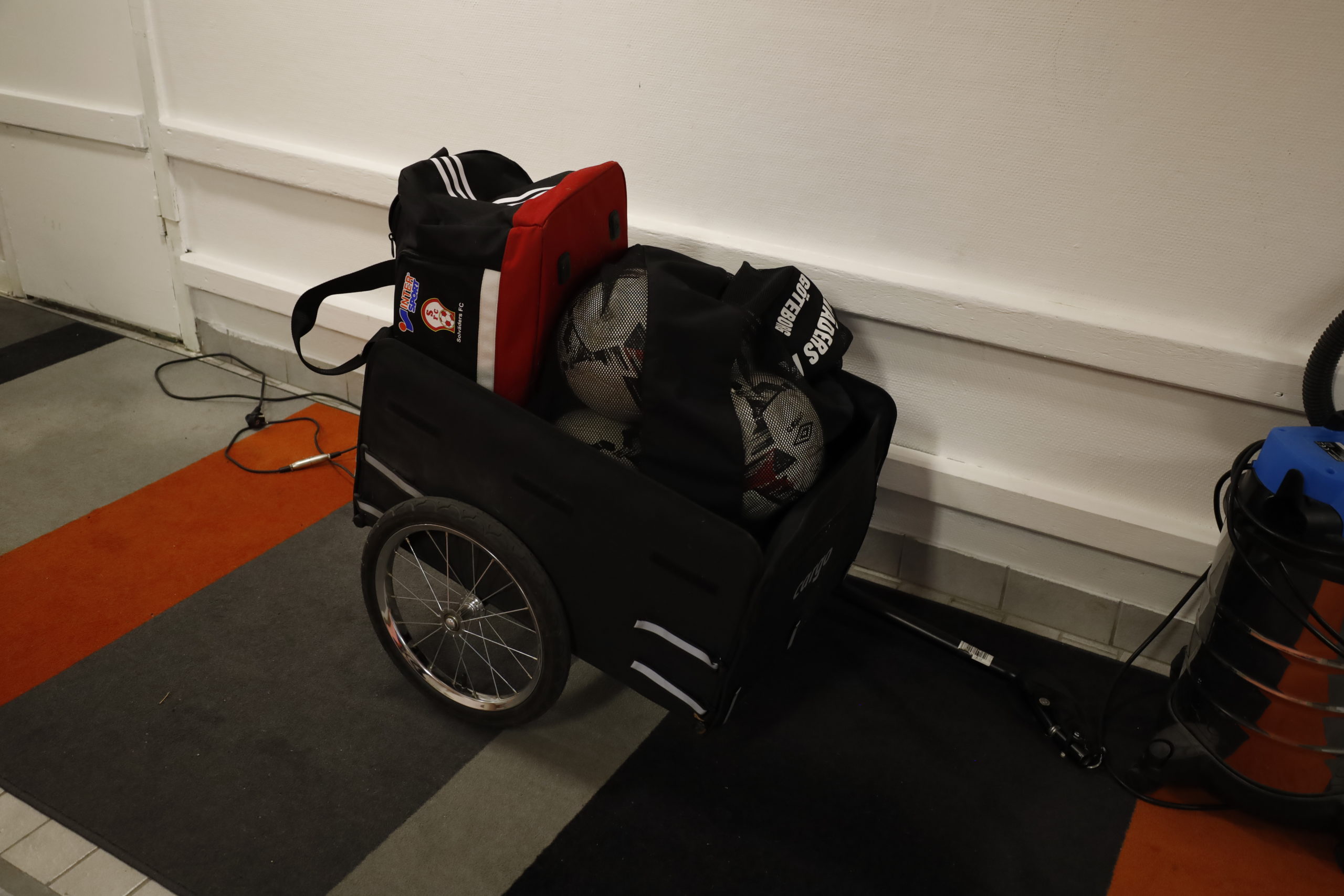 Solväders FC har sedan klubben grundats försökt göra det bästa med föreningslokalen – med små medel.